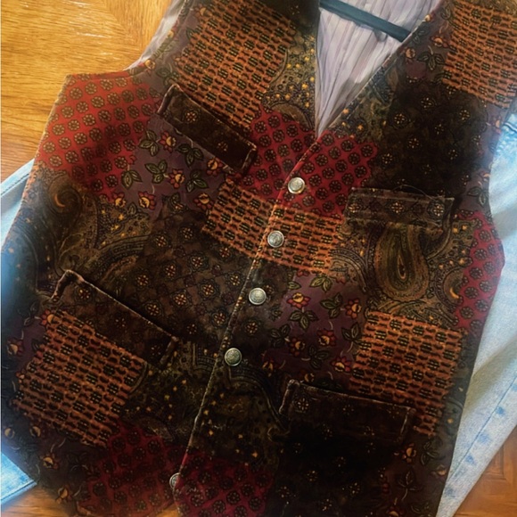 unbranded Other - Vintage Patchwork Velvet Vest with Paisley Design (M/L)